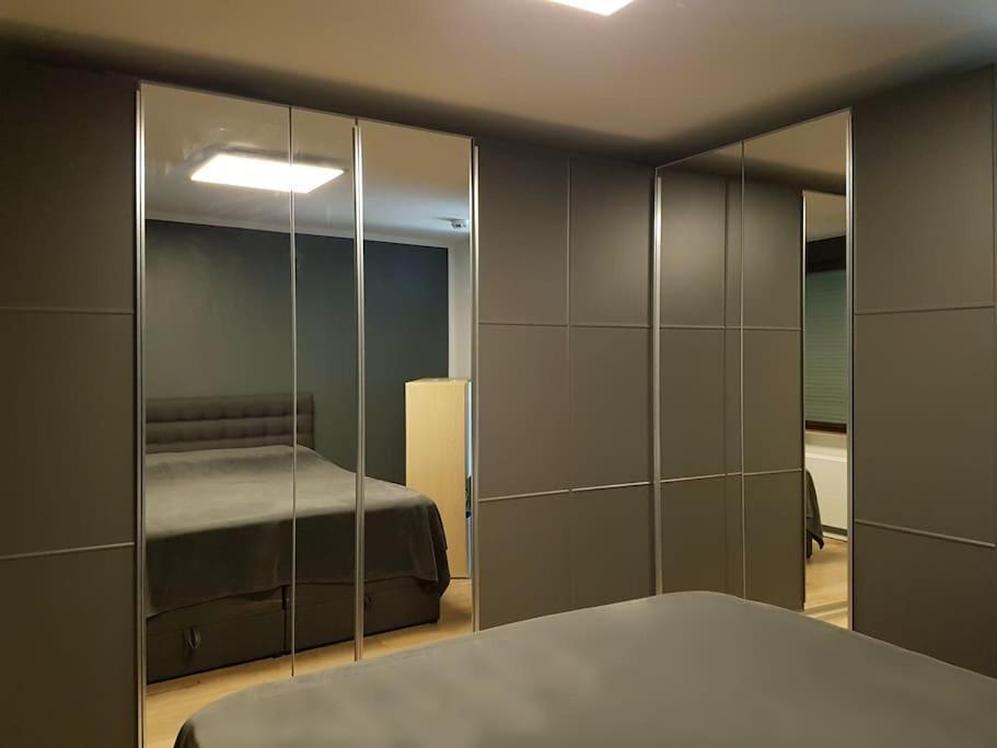 Studio Naehe Flughafen-Messe Stuttgart Filderstadt Ngoại thất bức ảnh